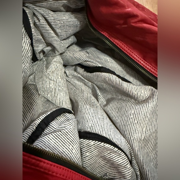 Diesel leather duffel/tote bag. Rare find! - Picture 4 of 9